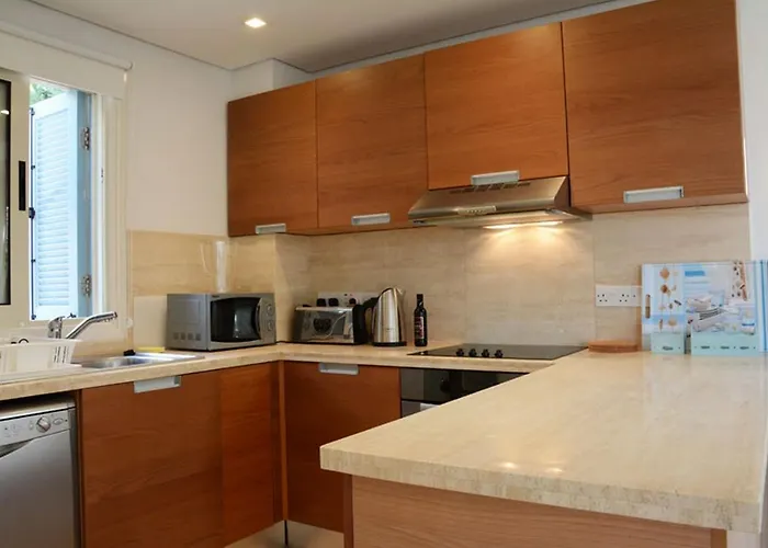 Akamas Carob Tree ヴィラ ネオ・チョリオ